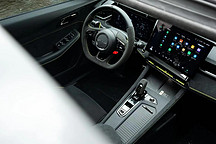 全面進(jìn)階，新一代領(lǐng)克03不止于快