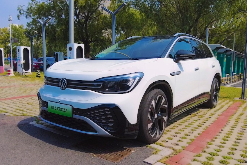 電動嘚吧嘚 | 續(xù)航565km，售價殺入30萬！雖妥協(xié)但極星依然閃耀