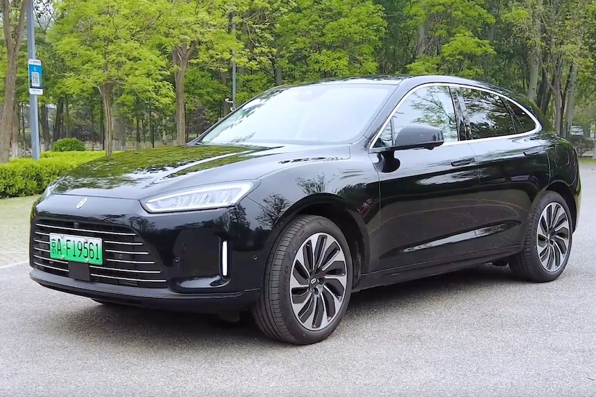 驾驶质感表现均衡，鸿蒙座舱是真的秀！试驾AITO问界M5