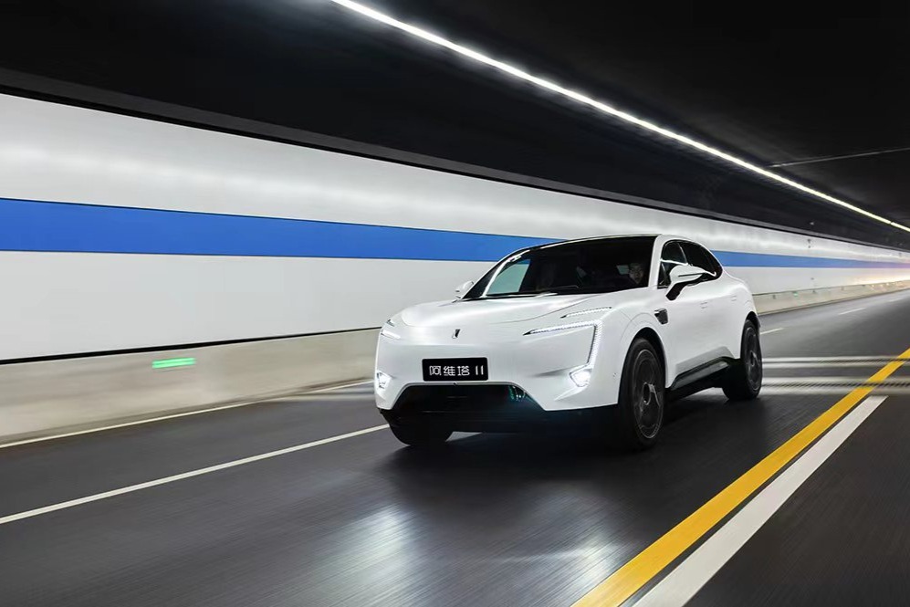 除了颜值高性能好，华为加持的阿维塔11还有什么杀手锏？