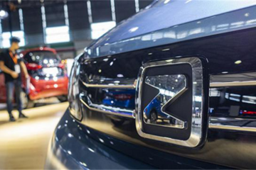 众泰12连板创车企神话 股票交易风险提示形同虚设