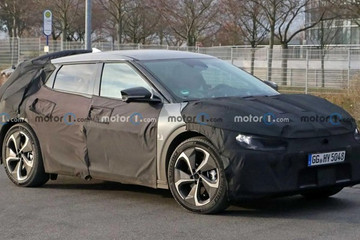 起亚电动跨界车型最新谍照 或年内正式亮相