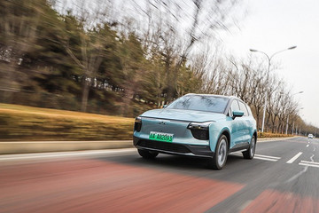 一电试车 | 舒适好开/续航超500km 爱驰U5试驾体验