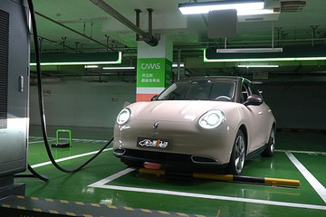 电量只有10%的好猫续航如何 编辑部深夜被迫营业