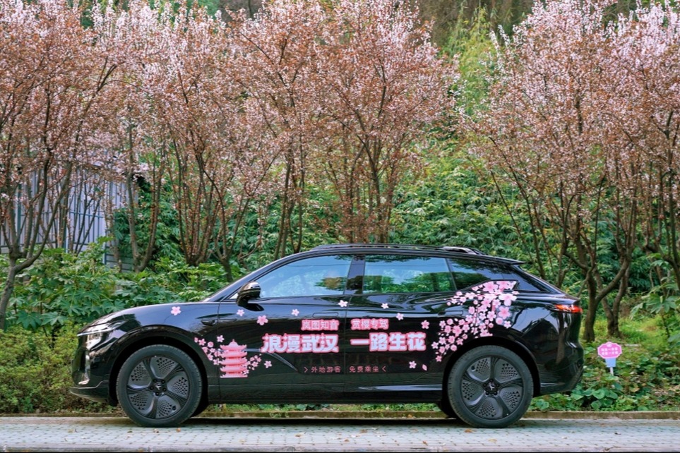 銷量破萬！嵐圖汽車3月交付10012輛，全力沖刺年銷20萬輛