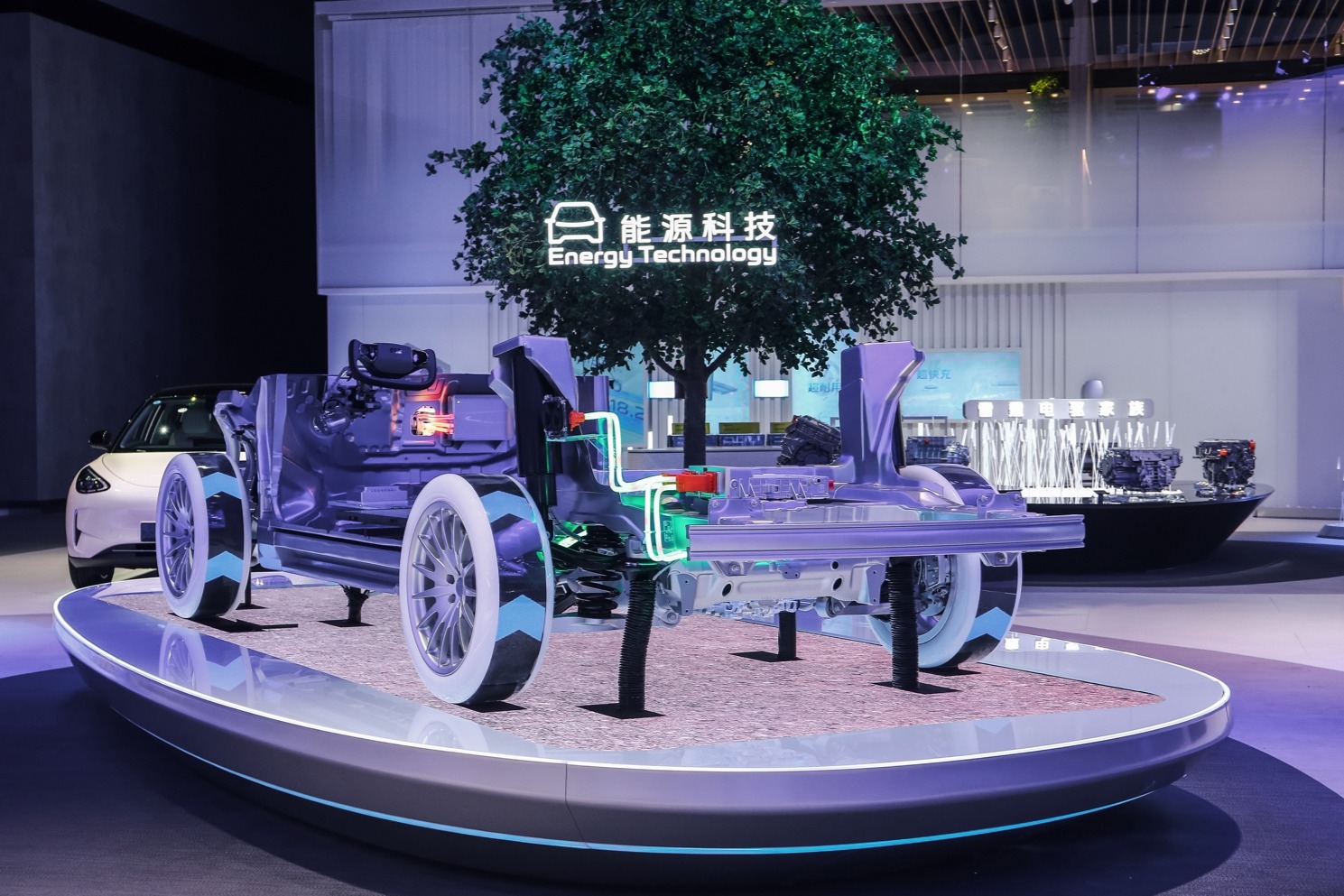 绿色智造驱动可持续价值升级，吉利汽车发布2024年ESG报告