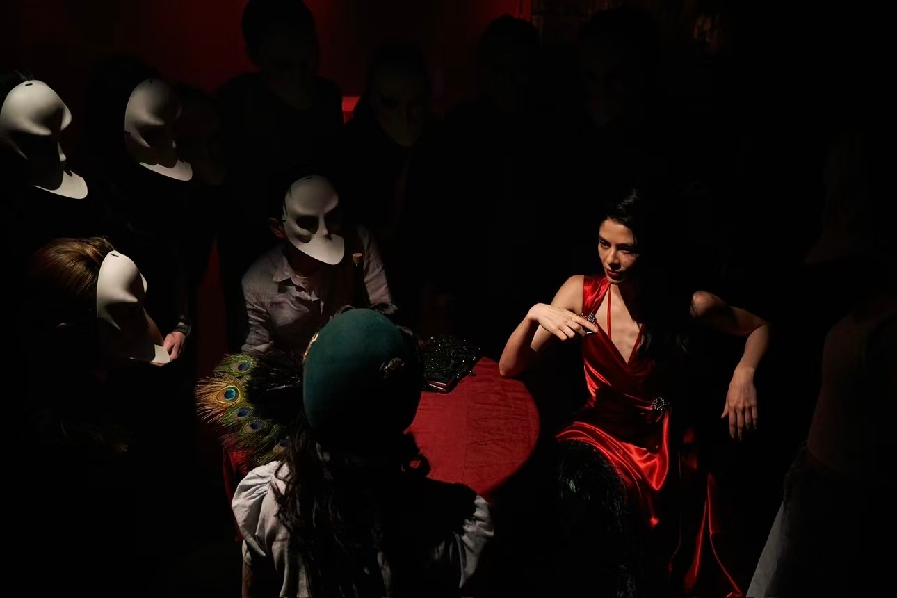 金夜有戏，共谋好局  金标大众跨界合作《不眠之夜》特别版，共创沉浸式剧场体验