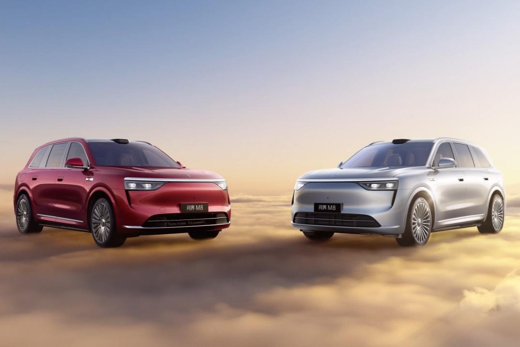 守护家人出行每一程，问界M8：“安全是最大的豪华”