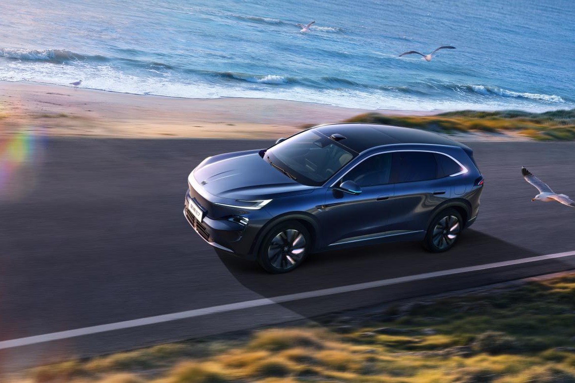 别克至境E7上市即交付：15万级家用SUV的“技术平权”与“儿童优先”突围战