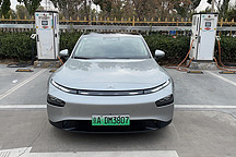 智電先鋒有話說(shuō)：最滿意小鵬P7的續(xù)航，車機(jī)斷網(wǎng)很無(wú)奈！