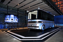 东风汽车开启“东方风起”计划，发布eπ概念车