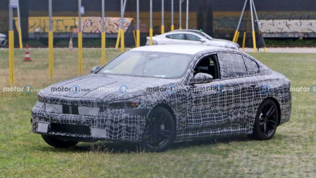 next-bmw-5-series-spy-photo.jpg