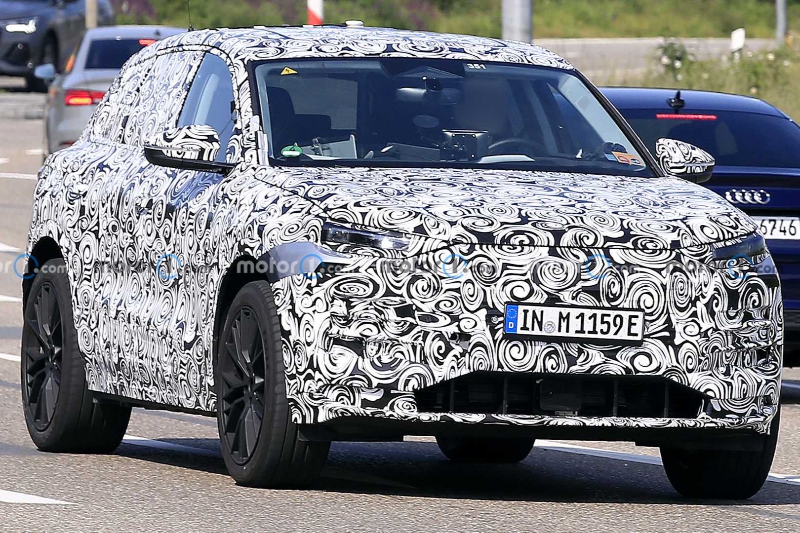 基于PPE平台打造 奥迪Q6 e-tron路试谍照曝光