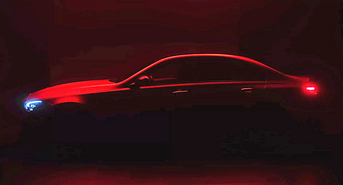 全新梅赛德斯-AMG C63预告图发布，9月21日首发