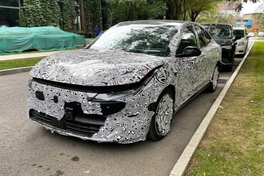 威马纯电轿车M7将于10月22日发布