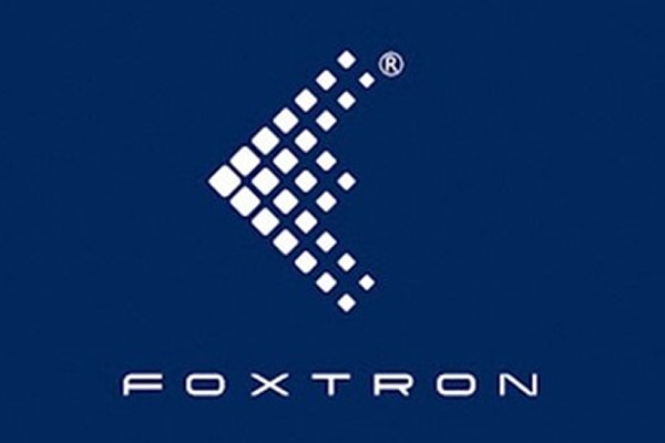 富士康发布汽车品牌Foxtron 亮相三款电动汽车