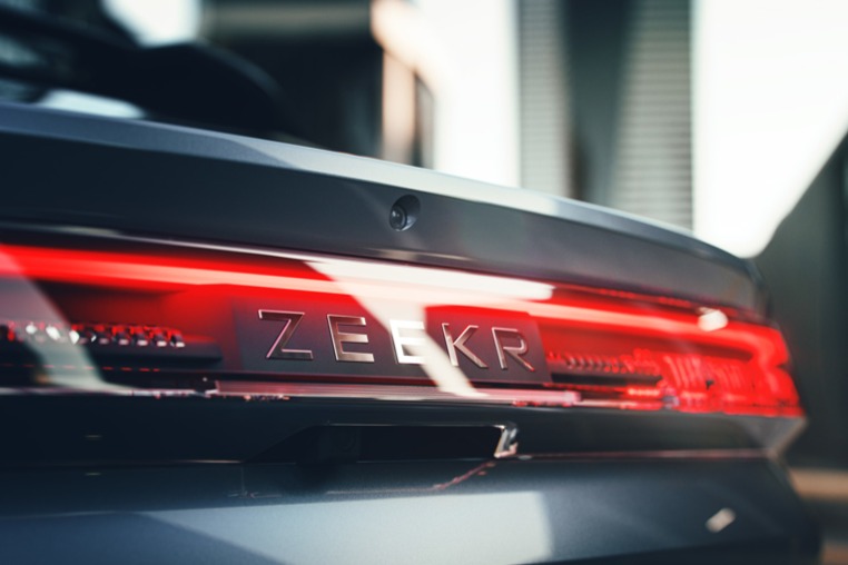 极氪 002 谍照图疑似曝光  定位MPV