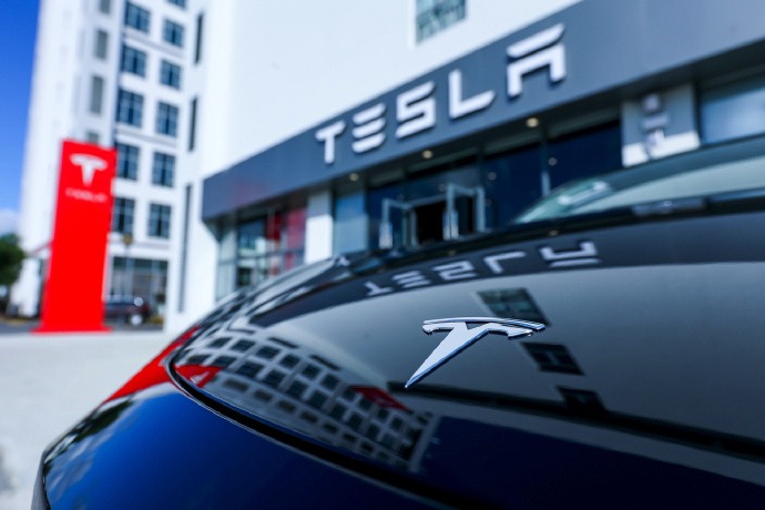 Model 3/ Y新车被曝没有USB接口