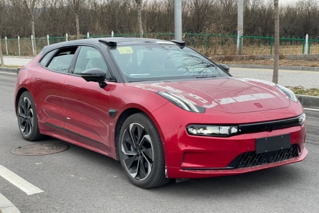 疑似集度自动驾驶测试汽车曝光 车顶安装两个摄像头