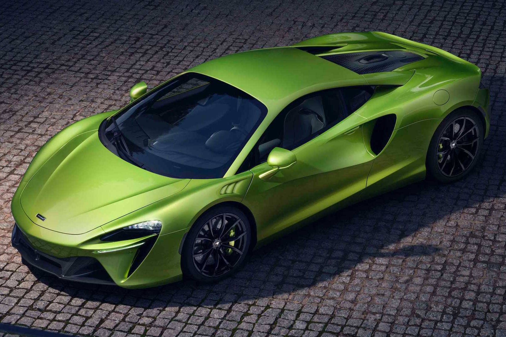 迈凯伦首款量产混动Artura  因疫情延迟交付