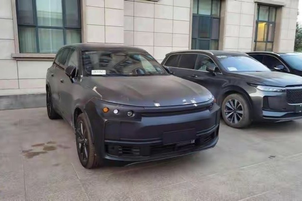 理想X01更多最新曝光  39.98万左右