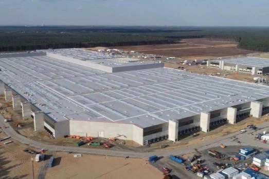 特斯拉柏林工厂：开启 Model Y 预订