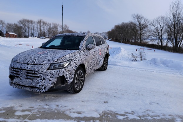 疑似AITO第二款车谍照曝光  定位中大型SUV