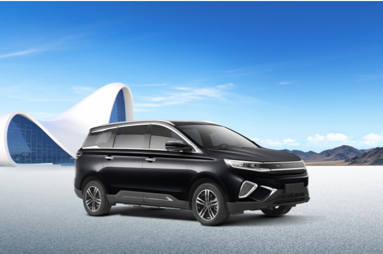 2022款远志M1正式上市  宜家宜商售15.38万起 