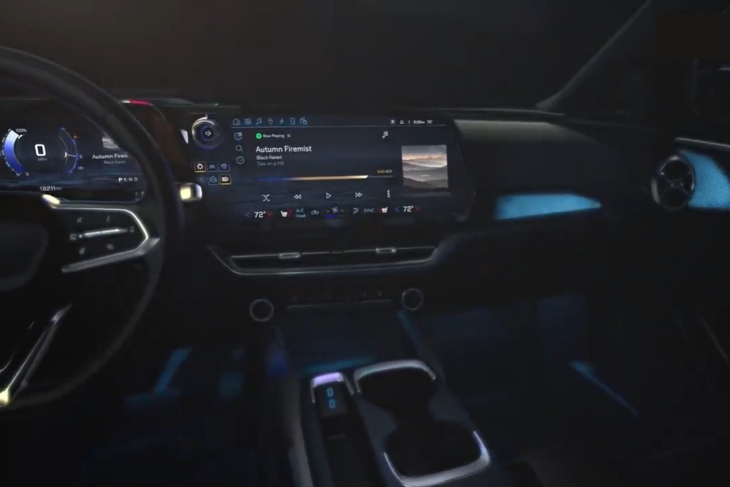 雪佛兰发布 Equinox EV 内饰预告  基于奥特能平台打造