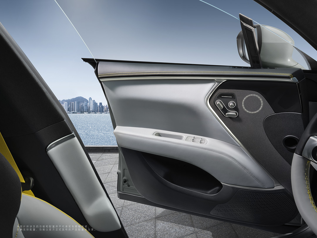 圖片08_青灰內(nèi)飾_車門.jpg