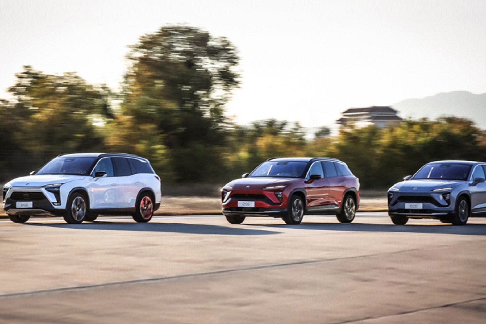 蔚来智能座舱硬件近期升级  涉及8155芯片/5G模块等