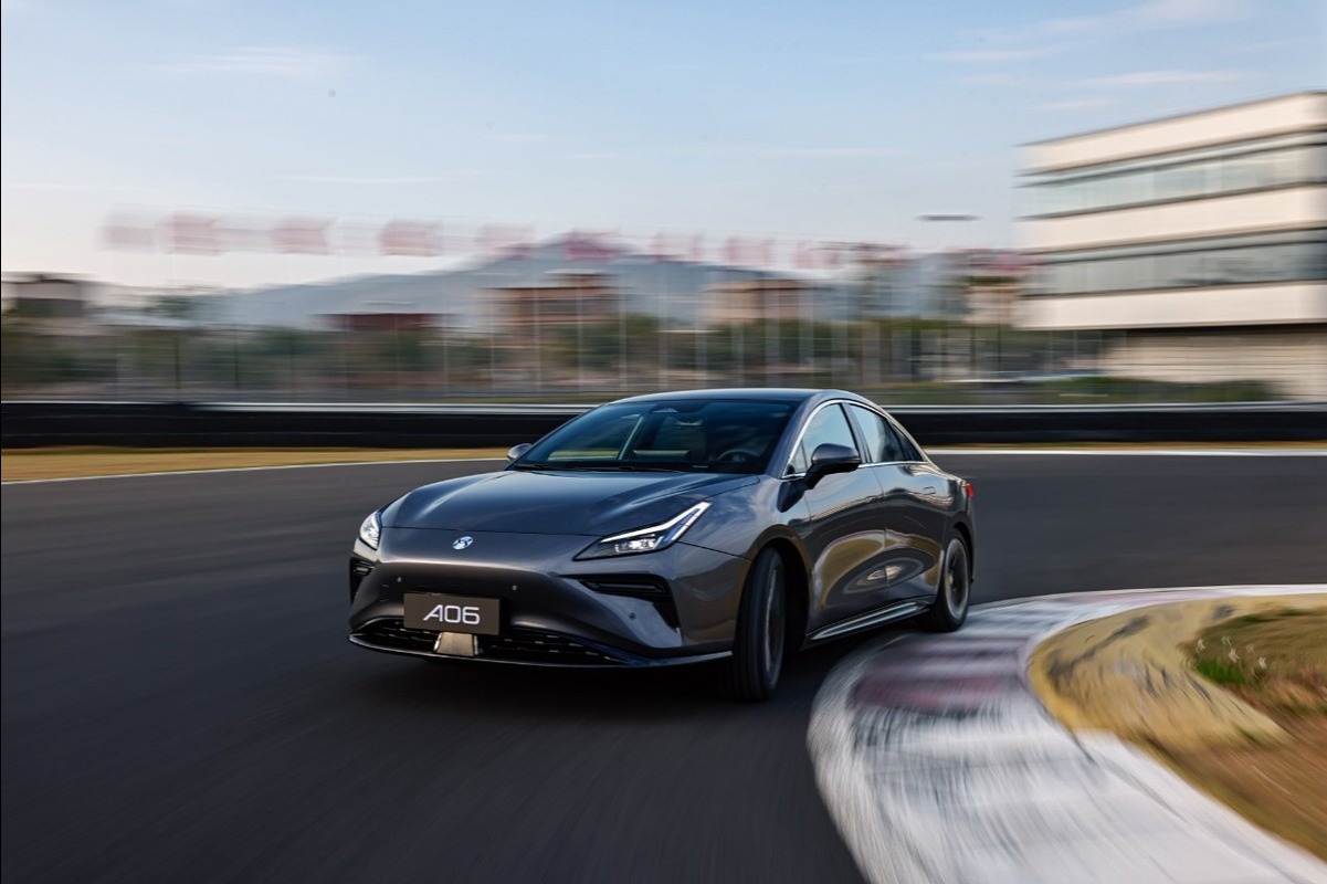 高性价比家用轿跑，预售18-27万元的合创A06开启大定