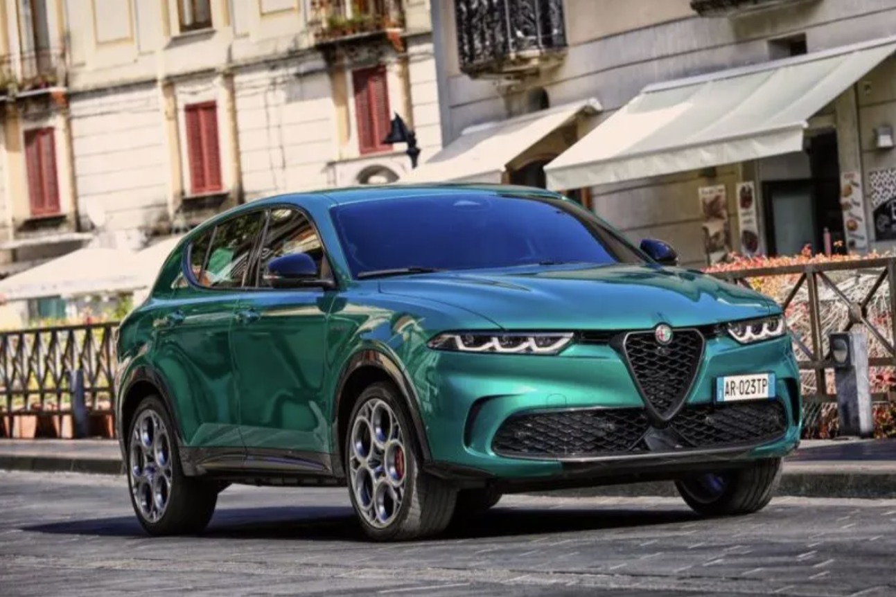 纯电续航80km，阿尔法·罗密欧发布Tonale插混官图