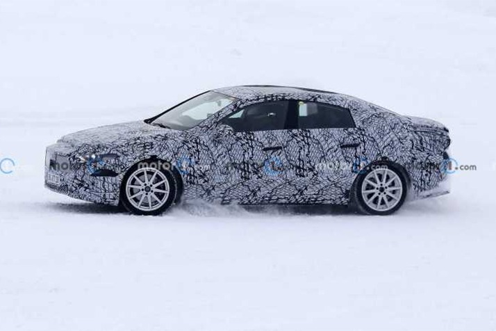 奔驰发起强攻 全新MMA平台打造的A级纯电轿车2024年全球首发