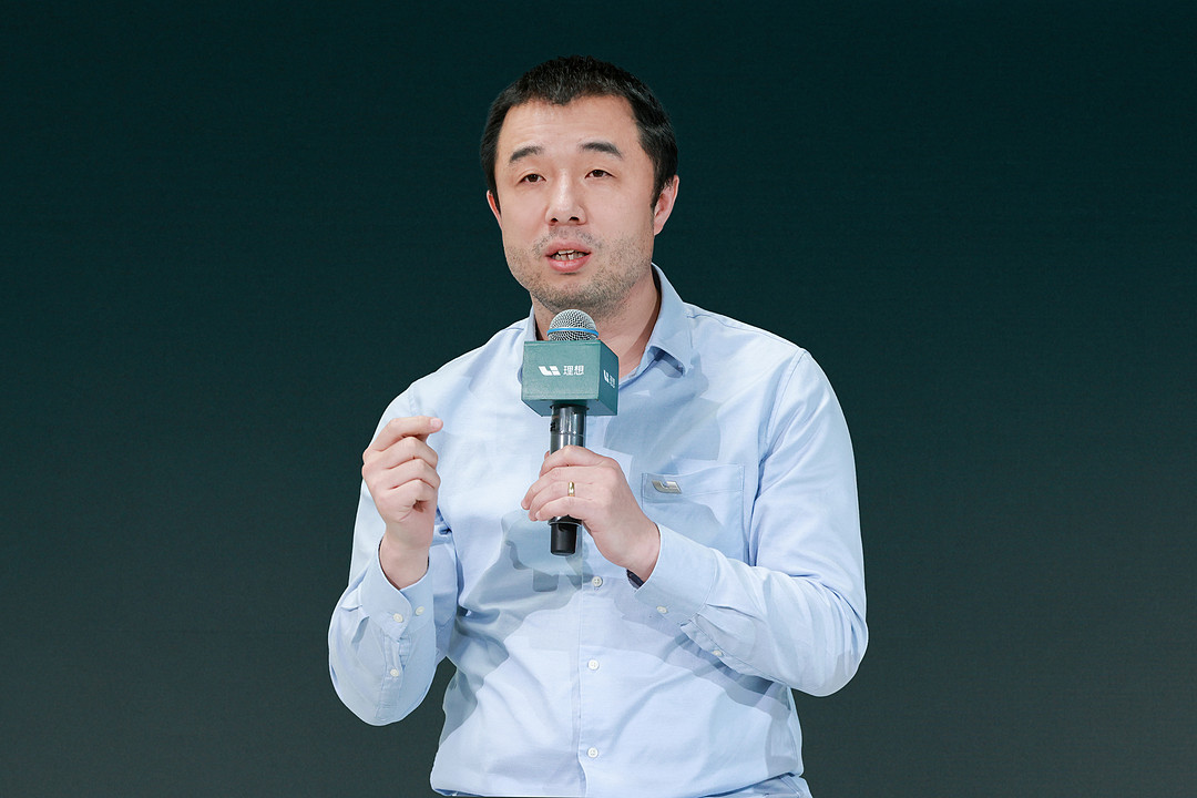 理想汽車CFO_李鐵.jpg