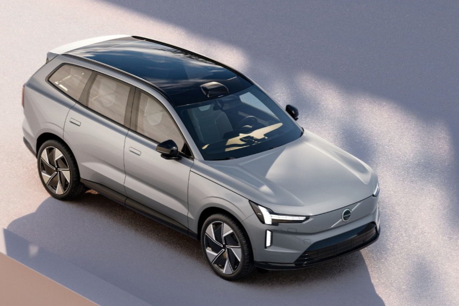 沃尔沃EX90量产推迟至2024年上半年