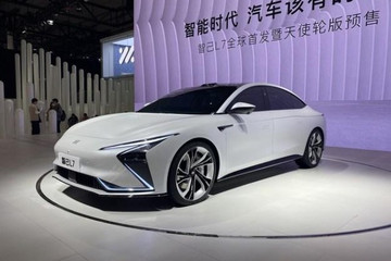 視頻說車 | 續(xù)航655km/預售40.88萬  智己L7亮相