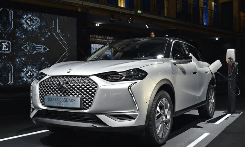 Электрический внедорожник DS DS3 Crossback будет представлен сегодня вечером