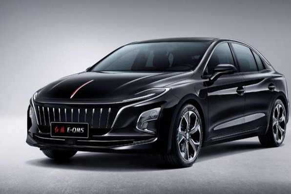 定位高端网约车 红旗E-QM5上市