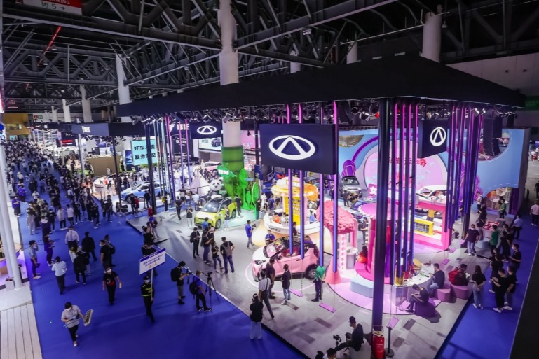 新车X问 | i car生态下的QQ冰激淋能否给奇瑞挣回面子