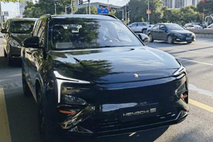 深陷破产重组风波 恒驰 5仍在进行道路测试