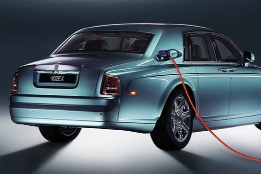 劳斯莱斯或将于2030年前推出首款纯电动车型