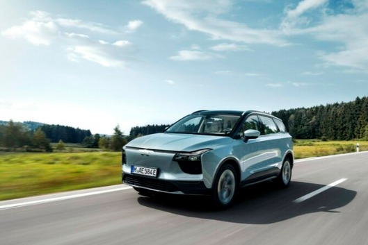 爱驰汽车携U5车型正式登陆瑞士市场 当地用户2022年初可订购