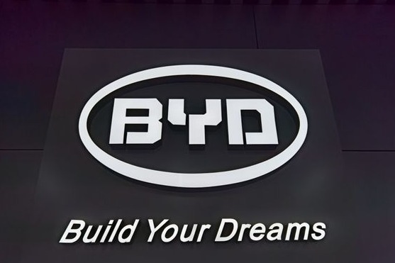 比亚迪赵长江再次剧透高端品牌MPV：双侧电滑门