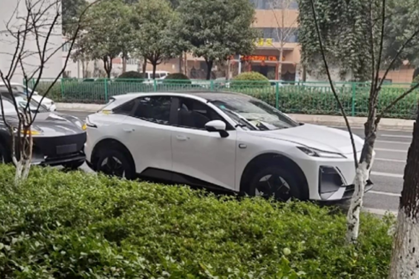 深蓝S7实车曝光,年内上市,售价或18万起