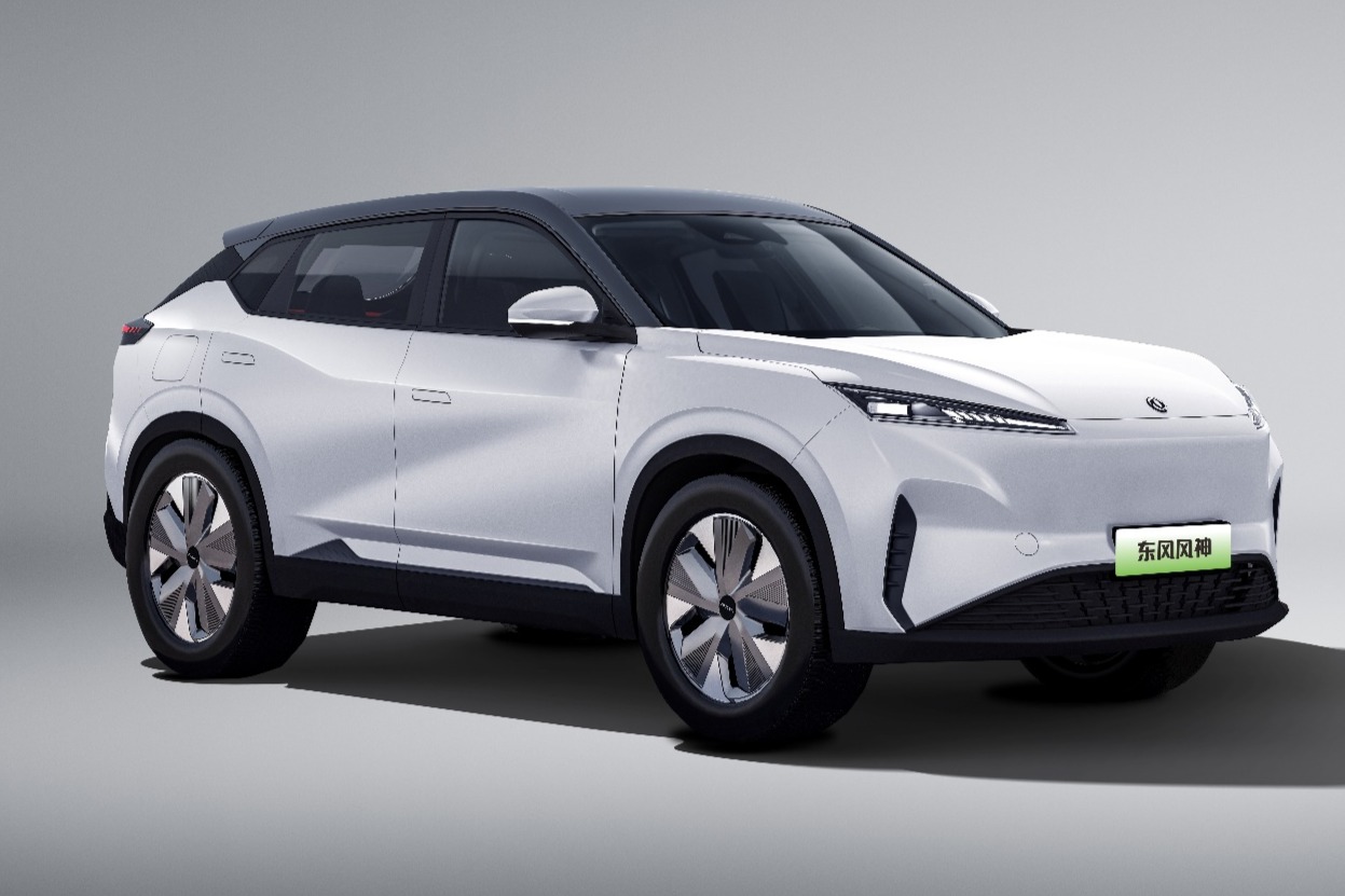 东风风神首款大五座宽体纯电SUV首发亮相