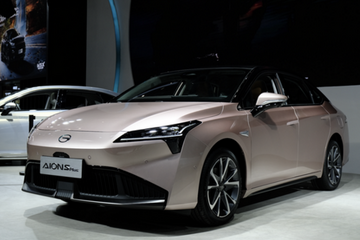 埃安AION S Plus亮相车展，继承概念车设计灵感