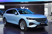 岚图FREE上市，定位中大型SUV，起售价31.36万