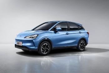 上半年销量同比高达478% 哪吒汽车魔性增长原因探秘