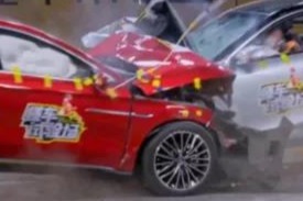 比亚迪汉对撞北汽极狐阿尔法S，为车圈“野性消费”出一把力